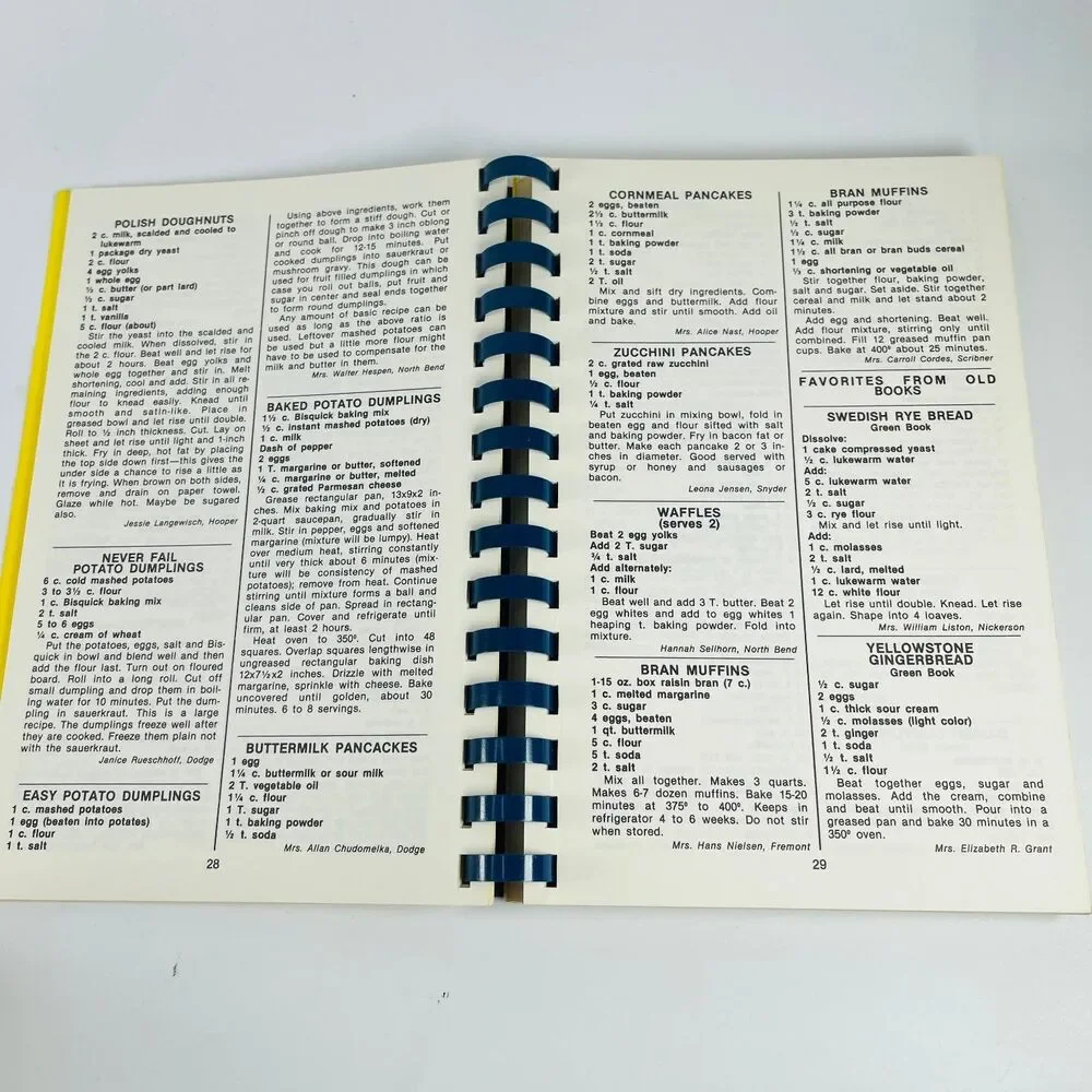 Favorite Recipes Dodge County NE Extension Clubs 1984 Spiral Cookbook Nebraska